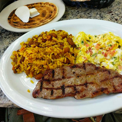 Yucca steak & eggs